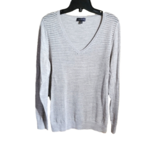 The Limited merino wool XL lightweight eyelet sweater v-neck